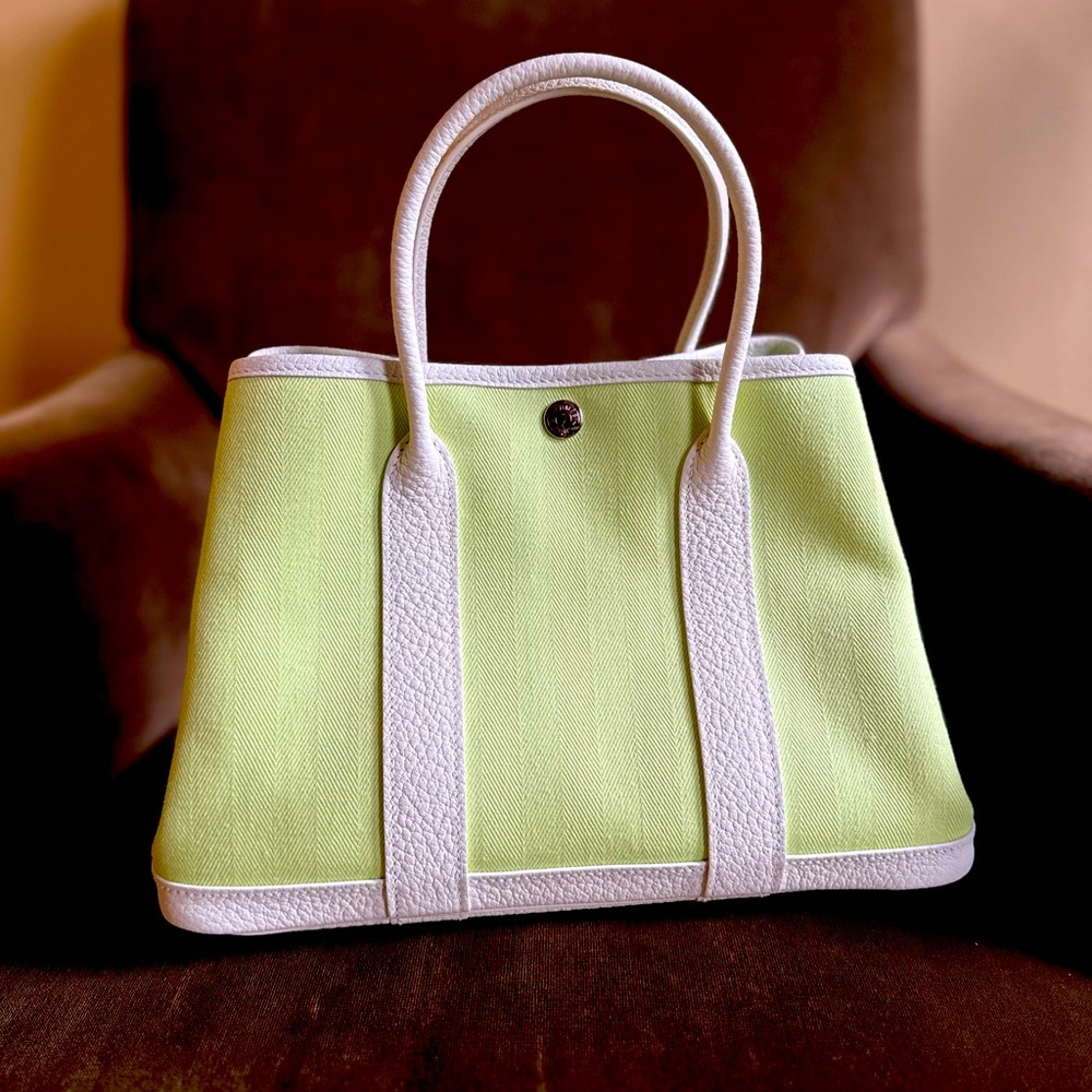 Chevron Herringbone Toile Negonda Garden Party 30 TPM Kiwi White. SOLD OUT